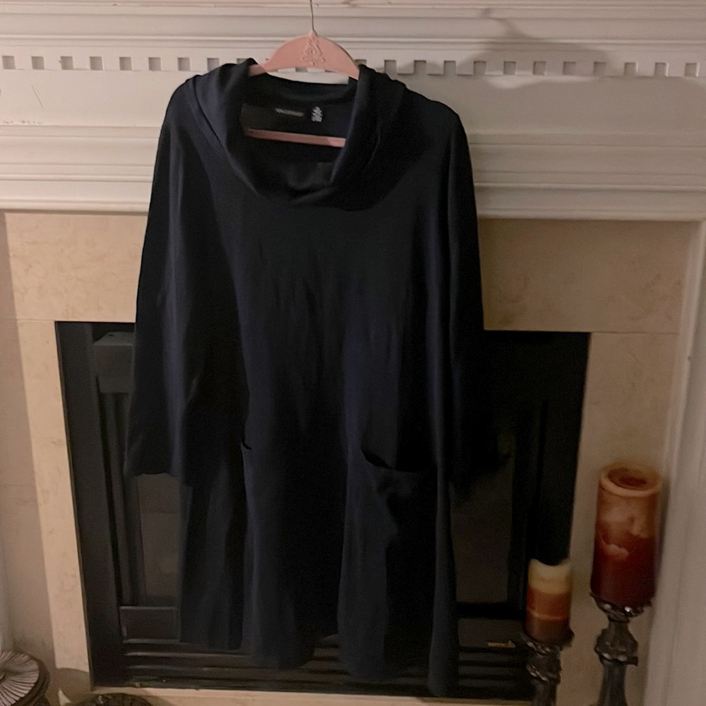 Navy blue almost new Nina Leonard dress.